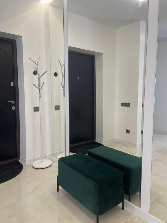 Жк Great Britain Apartment リヴィウ エクステリア 写真
