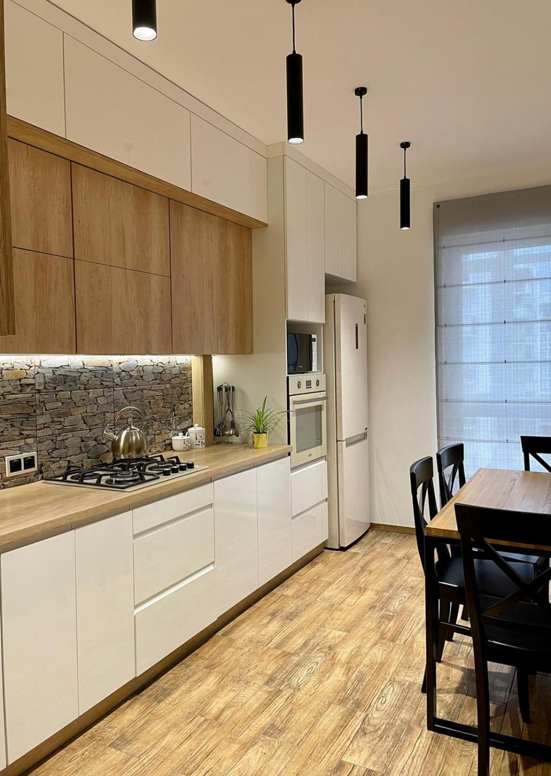 Жк Great Britain Apartment リヴィウ エクステリア 写真